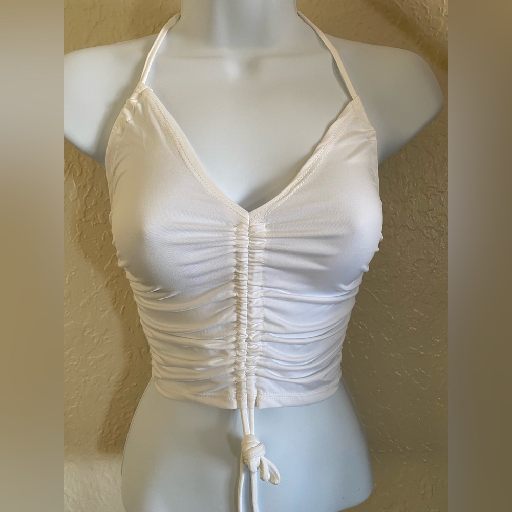NEW WHITE CROP TOP - Picture 4 of 5